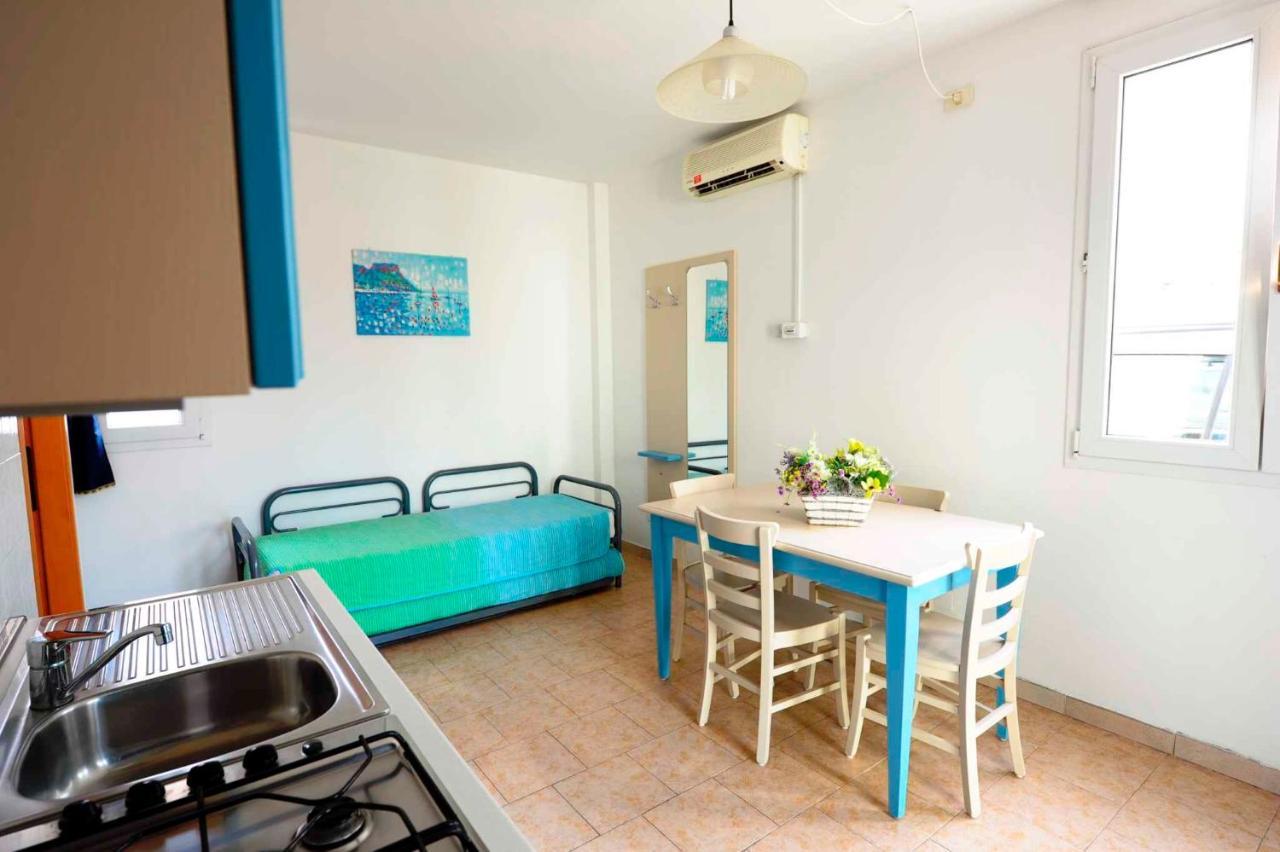 Camping Bella Italia In Peschiera Del Garda - Gardasee Apartment Exterior photo